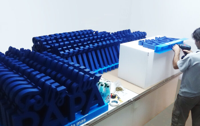 fabrica-letratec-producción-decoraciones-publicitacias-2